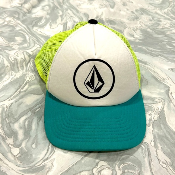 Volcom Accessories - Volcom Mesh SnapBack Trucker Hat in Black, Lime Green, Turquoise & White